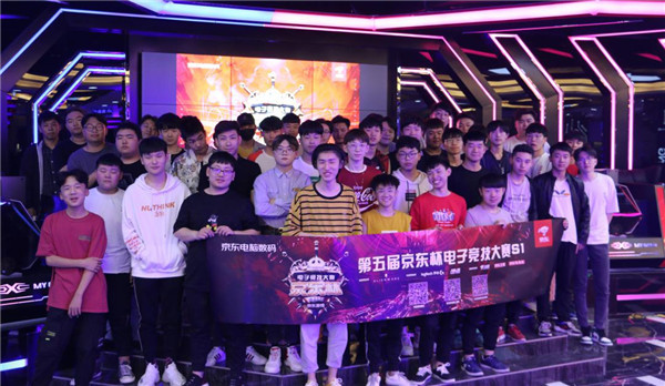 在西班牙足 在西班牙足