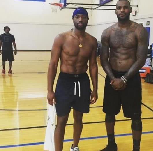 头角的年轻 头角的年轻